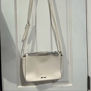 Nine West white small crossbody purse